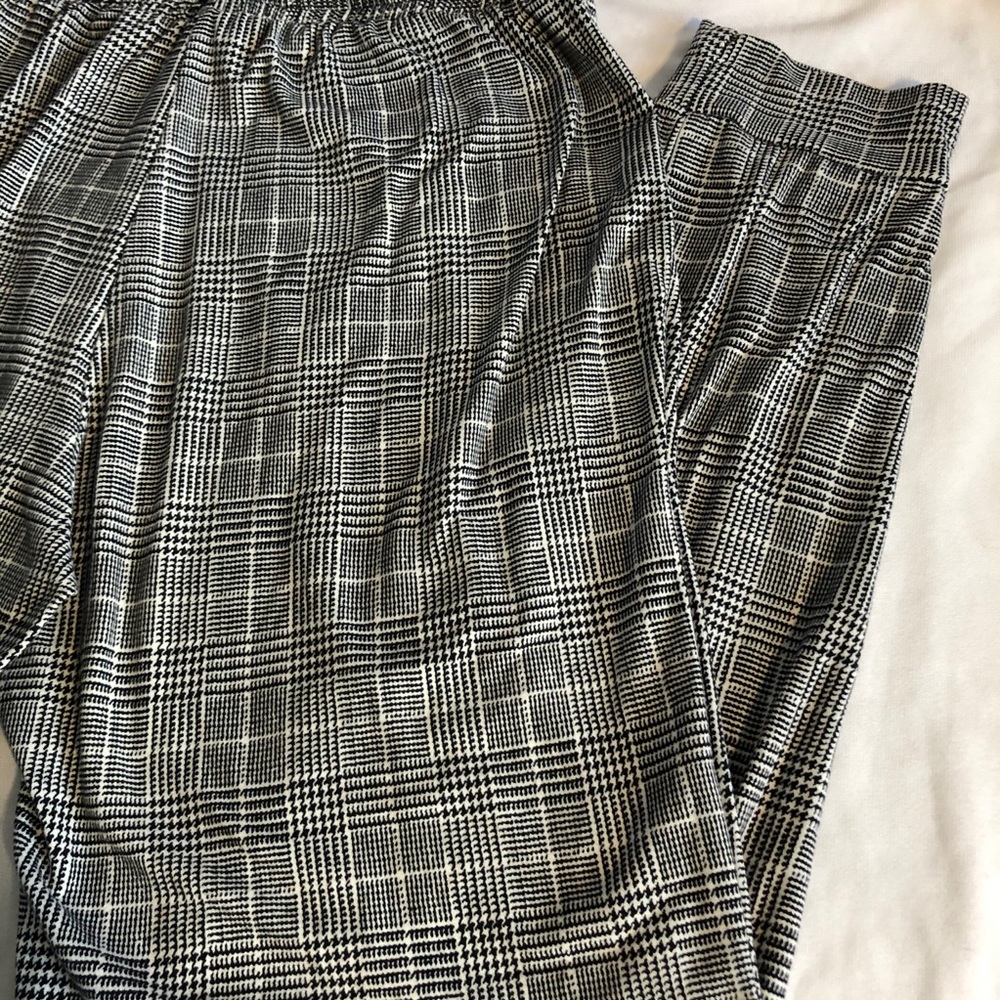 See You Monday Houndstooth Lounge Pants - Picture 14 of 16
